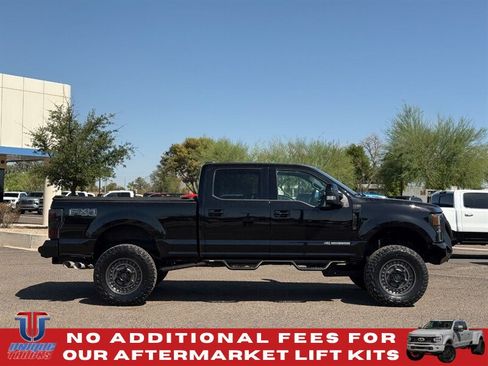 Used 2022 Ford F250 Lariat w/ Black Appearance Package AWD/4WD image 5