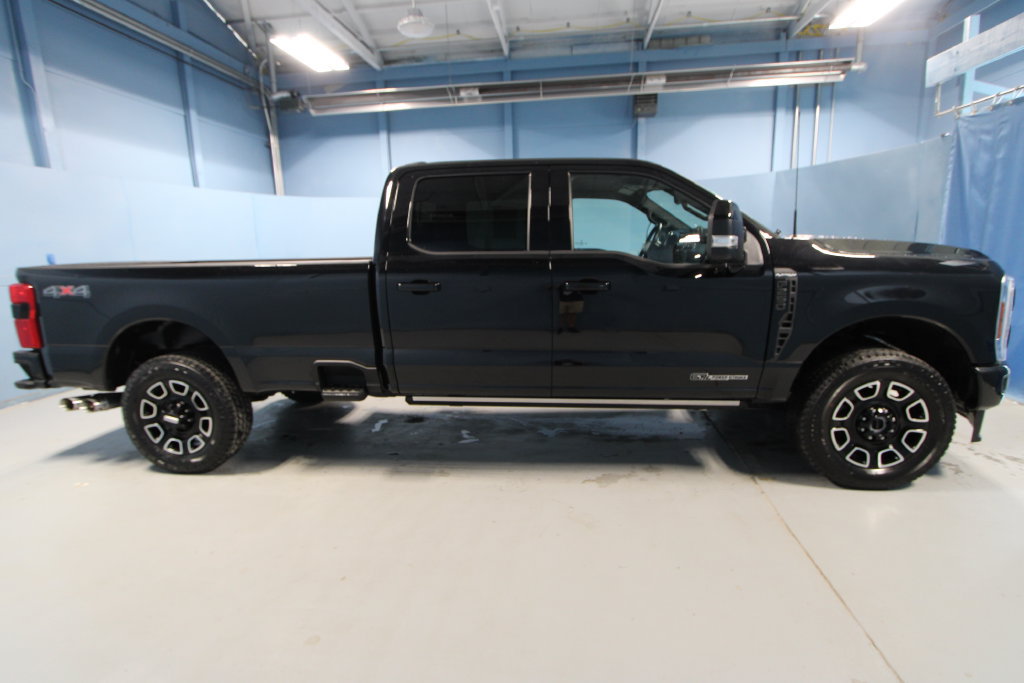 Used 2025 Ford F250 Platinum AWD/4WD image 39