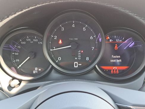 Certified 2025 Porsche Macan AWD/4WD image 31
