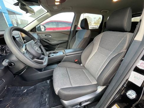 Used 2023 Nissan Rogue SV image 23