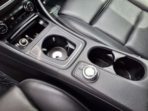 Used 2017 Mercedes-Benz GLA 250 4MATIC image 22