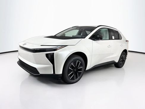 New 2026 Toyota bZ FWD image 3