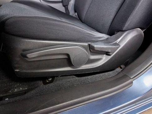 Used 2013 Subaru Impreza 2.0i AWD/4WD image 14