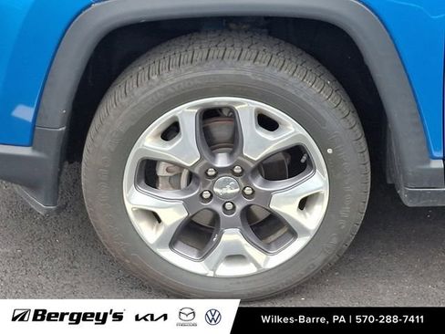 Used 2020 Jeep Compass Limited AWD/4WD image 10