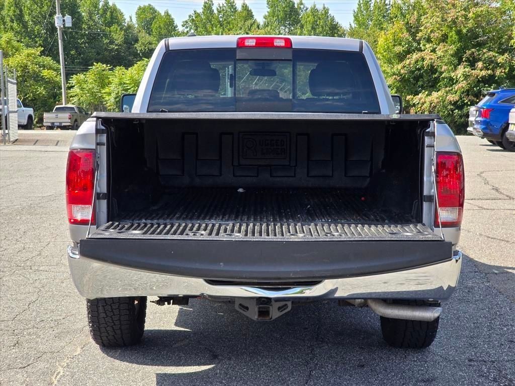 Used 2020 RAM 1500 Classic SLT RWD image 26