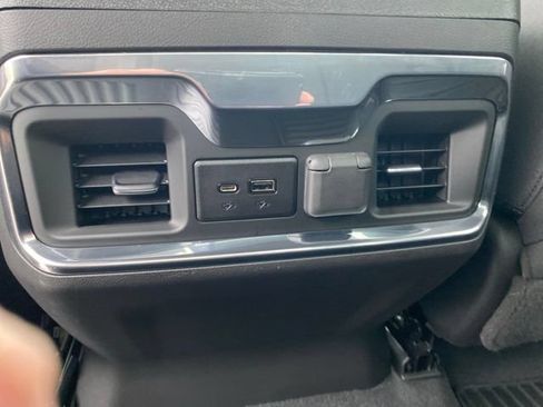 Used 2022 GMC Sierra 1500 Elevation AWD/4WD image 28