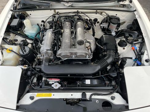 Used 1994 MAZDA MX-5 Miata M-Edition image 8