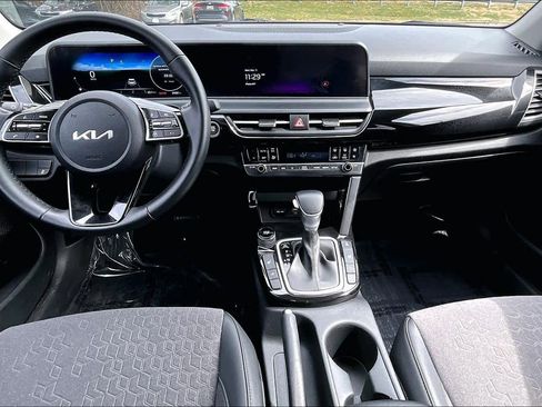 Used 2024 Kia Seltos X-Line AWD/4WD image 14