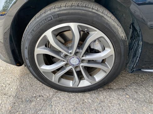 Used 2015 Mercedes-Benz C 300 4MATIC Sedan image 24