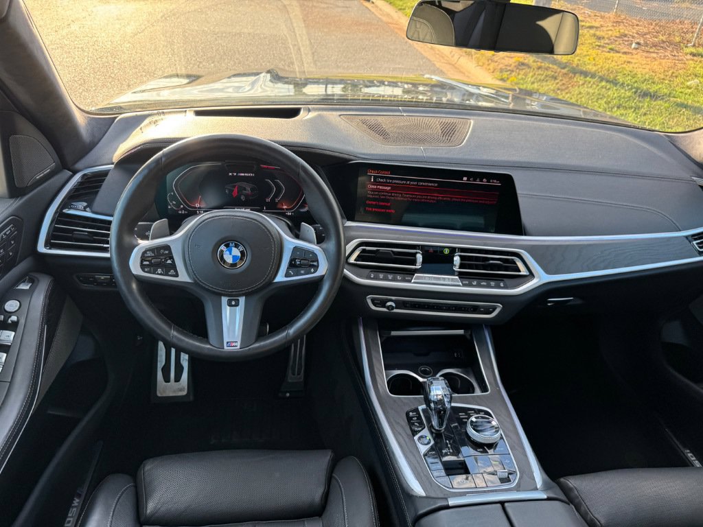 Used 2022 BMW X7 M50i AWD/4WD image 8