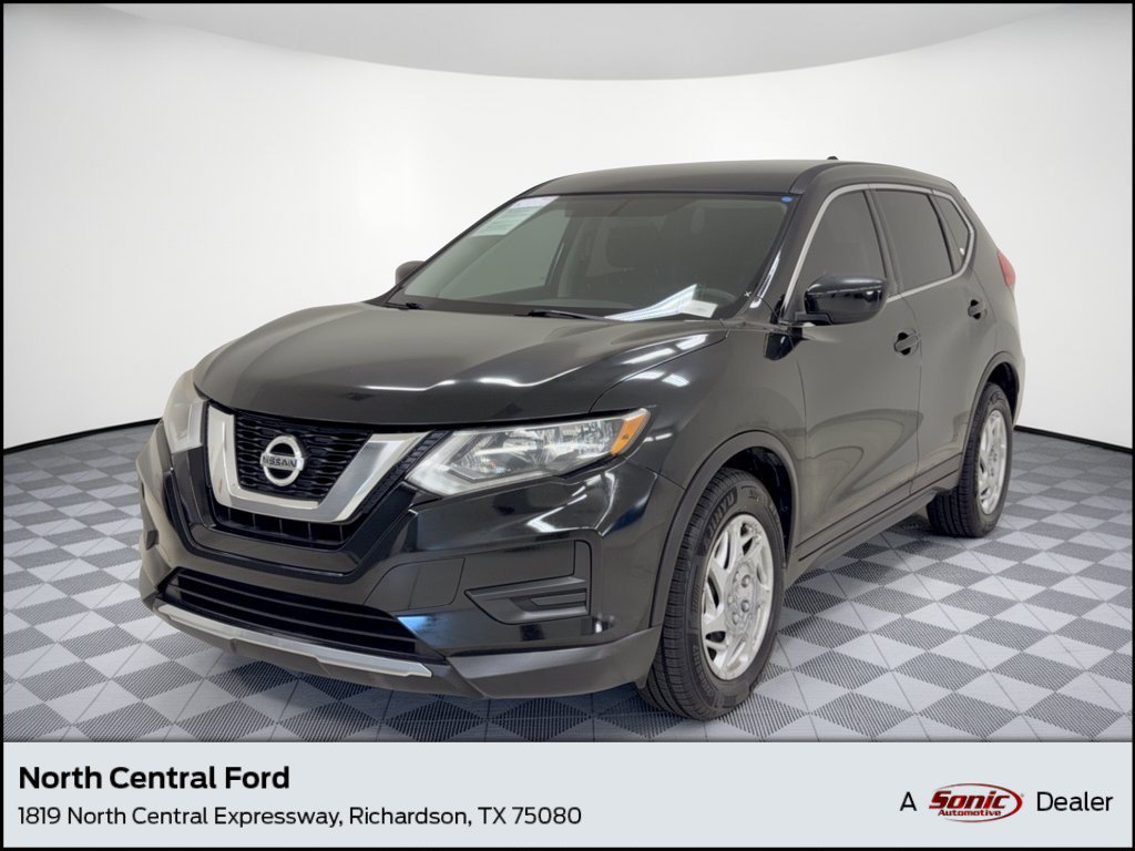 Used 2017 Nissan Rogue S FWD image 1