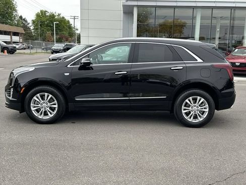 Certified 2025 Cadillac XT5 Luxury w/ LPO, Floor Liner Package FWD image 10