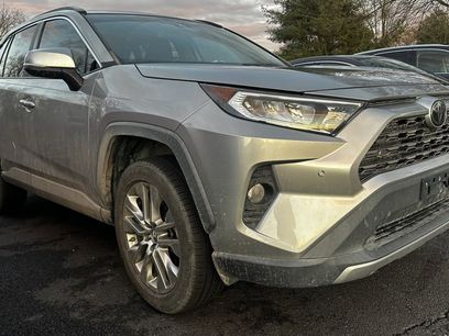 Used 2019 Toyota RAV4 Limited