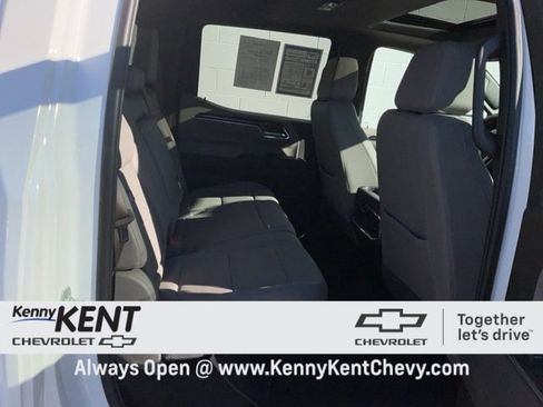 Certified 2025 Chevrolet Silverado 1500 LTZ w/ LTZ Premium Package image 16