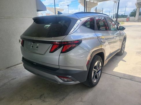 Used 2025 Hyundai Tucson SEL FWD image 8