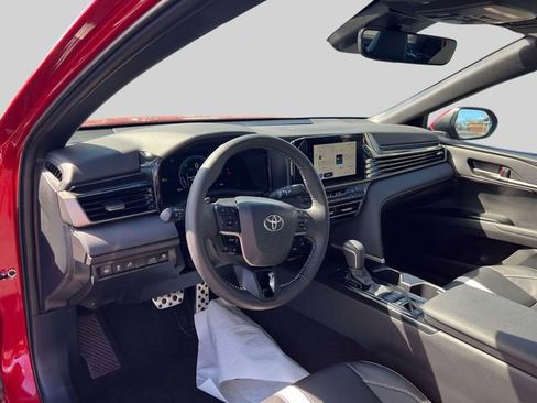 Used 2026 Toyota Camry SE w/ Convenience Package image 23