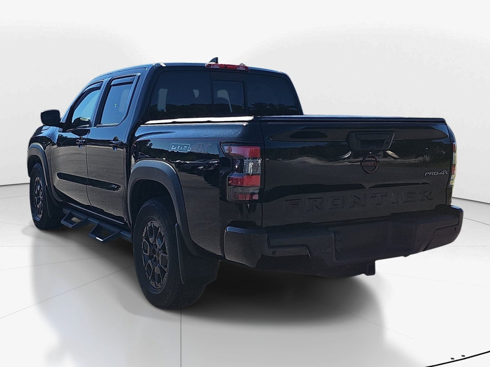 Used 2022 Nissan Frontier PRO-4X w/ Pro-4X Premium Package AWD/4WD image 6