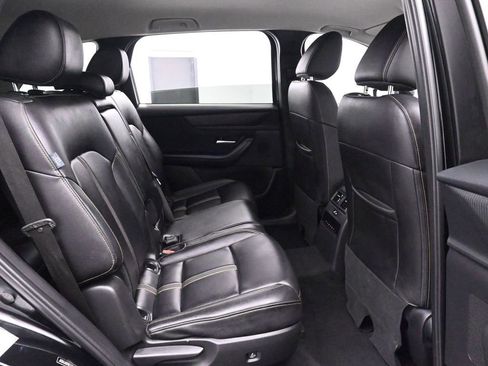 Used 2024 MAZDA CX-90 3.3 Turbo w/ Select Package image 18