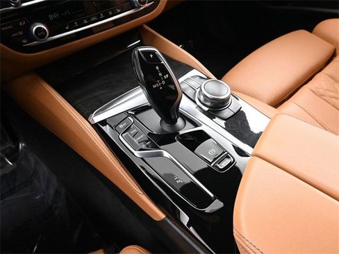 Used 2022 BMW 540i xDrive 540i xDrive w/ M Sport Package image 43