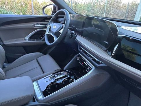 New 2025 Audi Q5 Premium Plus image 44