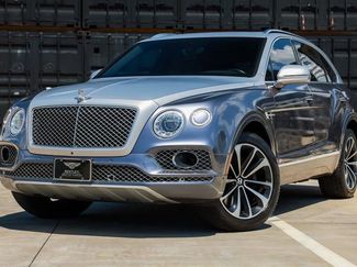 Used 2018 Bentley Bentayga AWD/4WD video 1