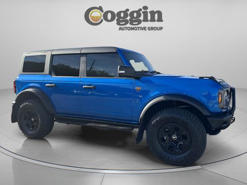 Used 2024 Ford Bronco Badlands image 5