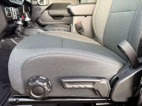 New 2026 Jeep Gladiator Sport image 14