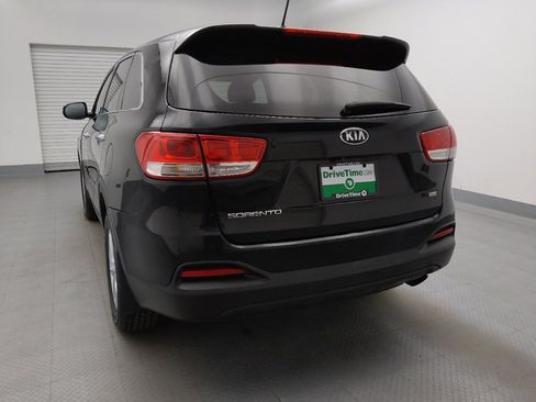Used 2018 Kia Sorento L image 7