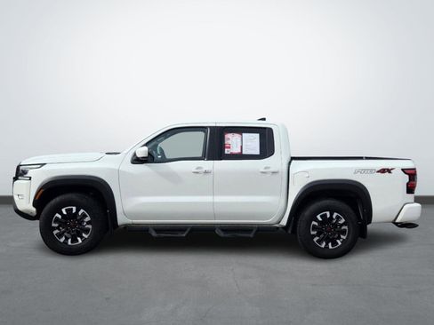 Used 2023 Nissan Frontier PRO-4X w/ Tow Package image 2