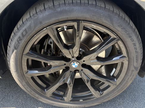 Certified 2026 BMW X7 xDrive40i w/ M Sport Package AWD/4WD image 15