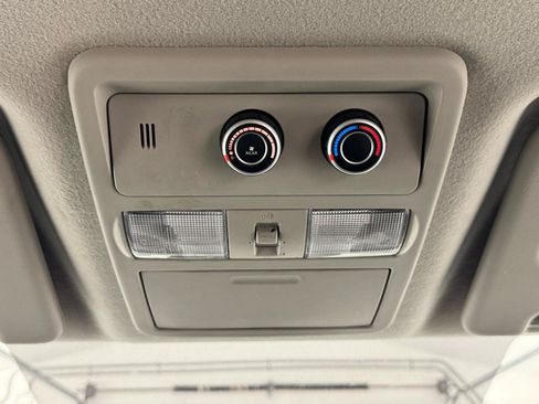 Used 2019 Nissan NV 3500 S RWD image 22