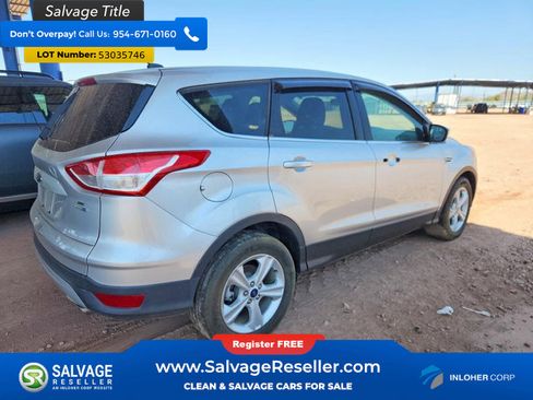 Used 2016 Ford Escape SE w/ SE Cold Weather Package AWD/4WD image 4