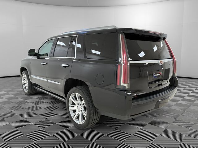 Certified 2019 Cadillac Escalade Premium Luxury AWD/4WD image 3