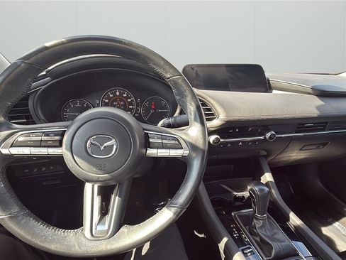 Used 2019 MAZDA MAZDA3 Sedan w/ Premium Package image 9