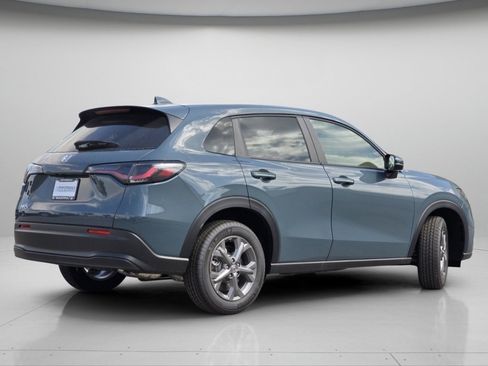 New 2027 Honda HR-V LX image 9