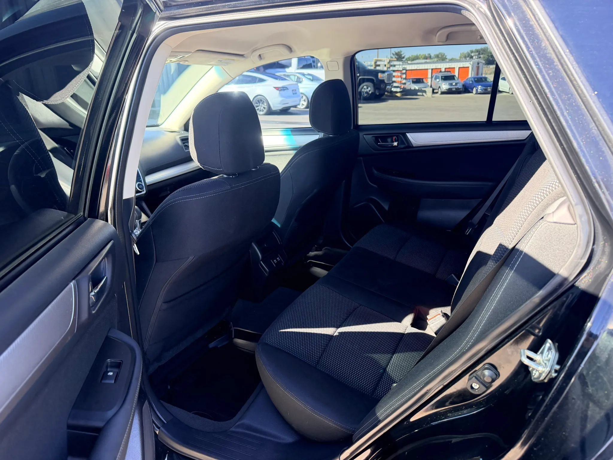 Used 2019 Subaru Outback 2.5i Premium AWD/4WD image 15