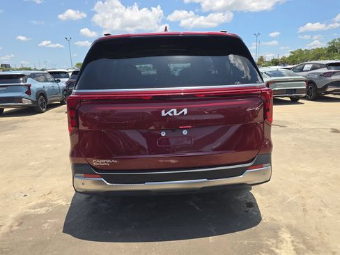 New 2026 Kia Carnival SX FWD image 7
