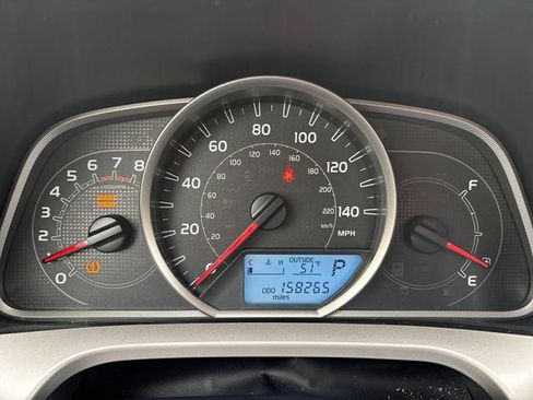 Used 2013 Toyota RAV4 XLE AWD/4WD image 13