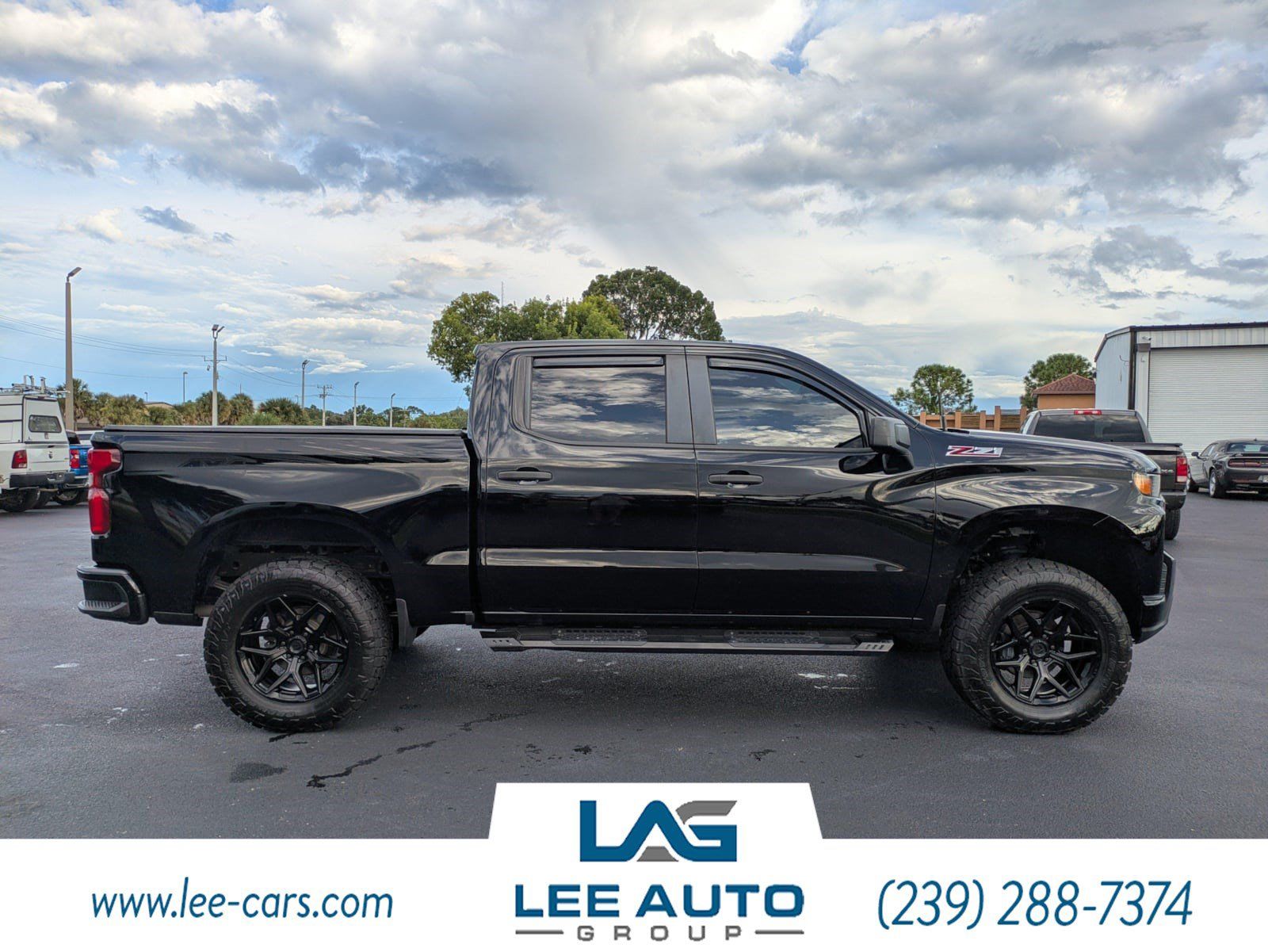 Used 2020 Chevrolet Silverado 1500 Custom Trail Boss w/ Custom Convenience Package AWD/4WD image 2