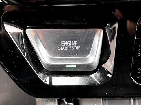 Used 2025 GMC Sierra 1500 AT4 w/ Technology Package image 10