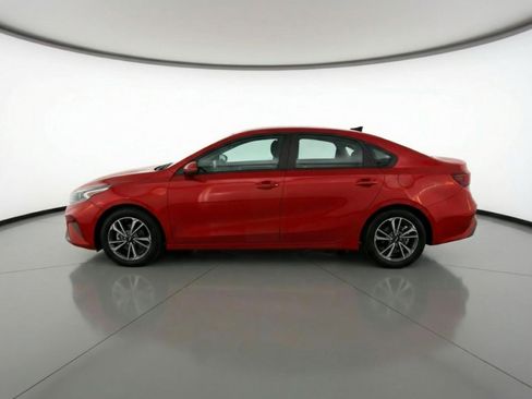 Used 2024 Kia Forte LXS image 5