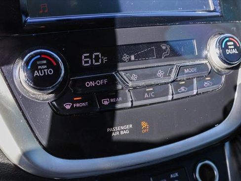 Used 2018 Nissan Murano SV w/ Premium Package image 20