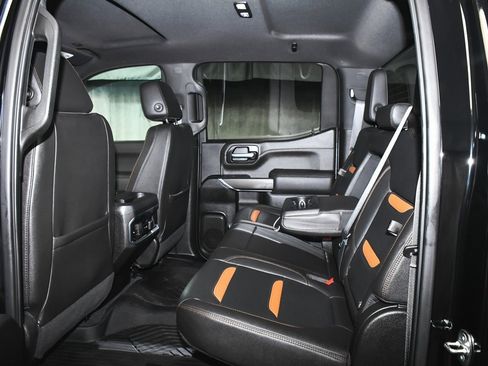 Used 2022 GMC Sierra 1500 AT4 image 48