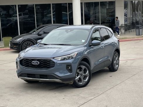 Used 2025 Ford Escape ST-Line Select image 9