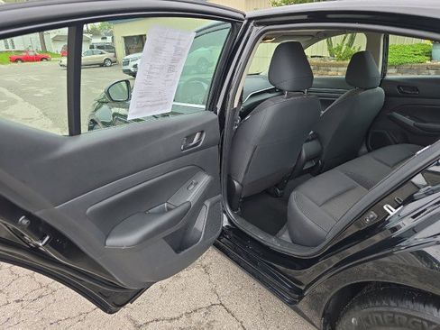 Used 2024 Nissan Altima 2.5 S image 26