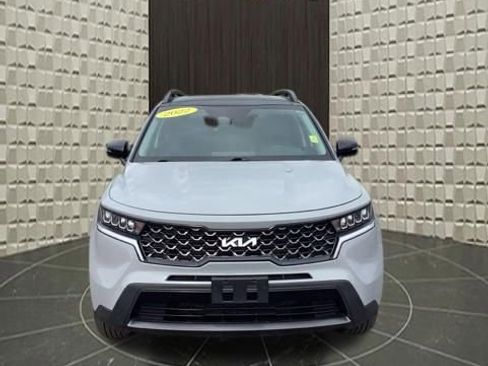Used 2022 Kia Sorento S w/ Panoramic Sunroof Package AWD/4WD image 10