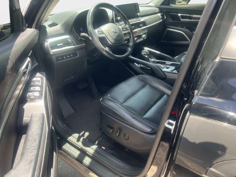 Used 2020 Kia Telluride S FWD image 7