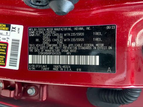 Used 2023 Toyota Highlander Platinum image 34