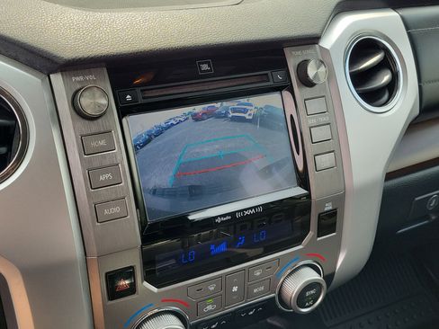 Used 2019 Toyota Tundra Limited w/ Limited Premium Package AWD/4WD image 26