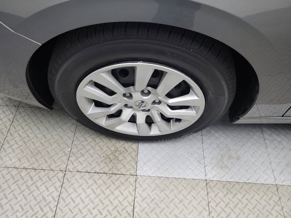 Used 2023 Nissan Sentra S FWD image 31